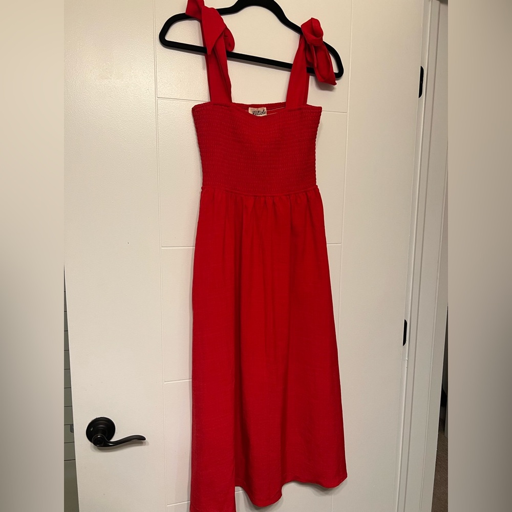 Red Dress S red midi dress with bow straps
